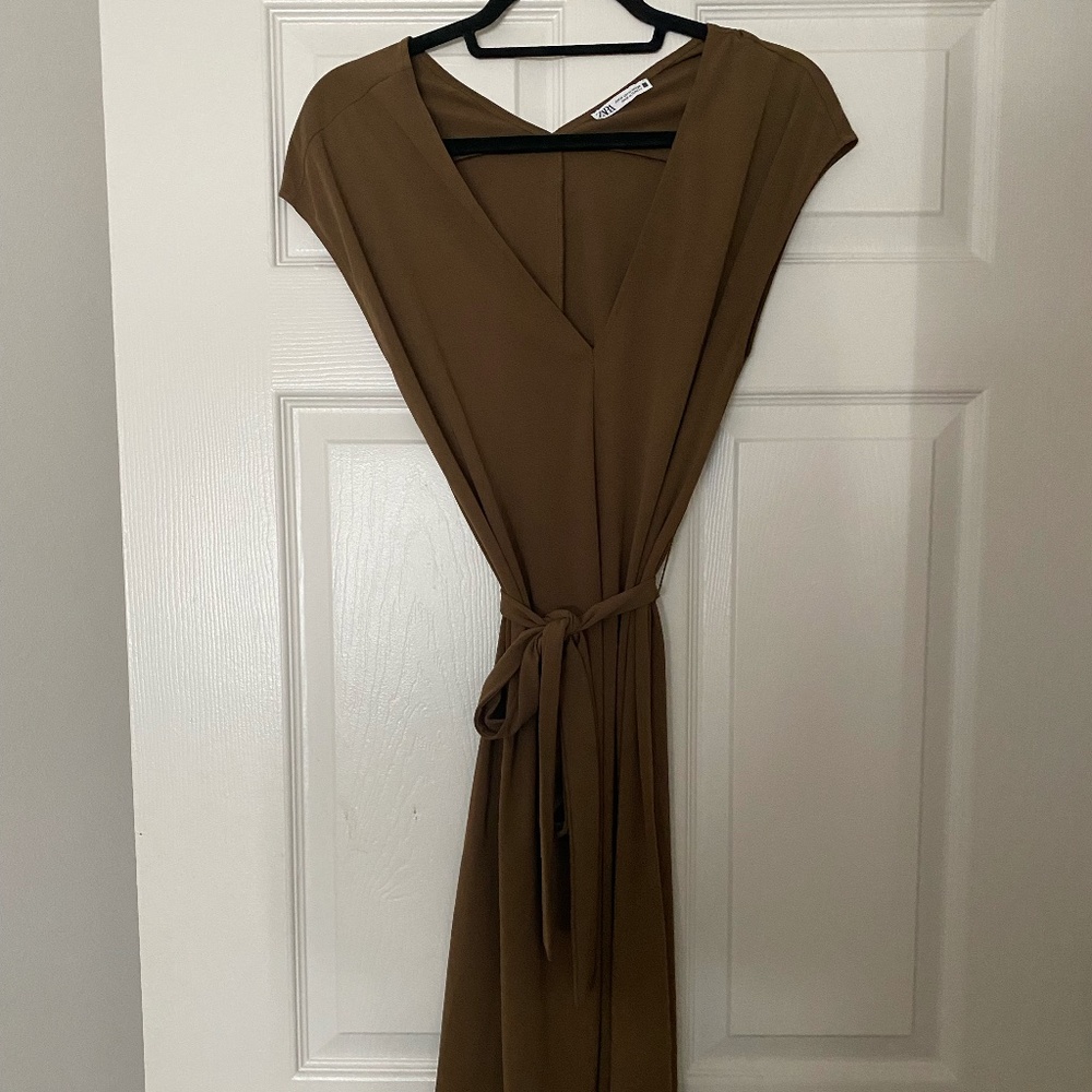ZARA Dress Women Medium Brown A-Line Belted V-Neck Cap Sleeve